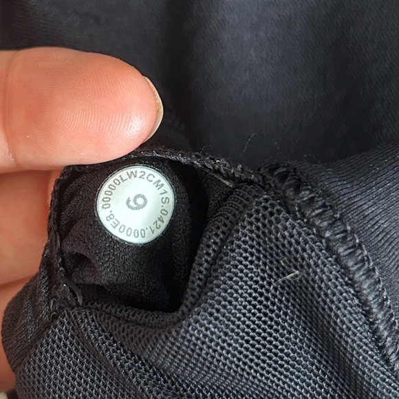 Lululemon Free To Be Serene Bra in Heritage 365 Camo Deep Coal Multi 6 - Picture 8 of 8